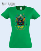 Das Bild zeigt das Basic Design T-Shirt feminine fit in der farbe kelly green mit dem statement Be proud be you