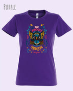 Das Bild zeigt das Basic Design T-Shirt feminine fit in der farbe purple mit dem statement Be proud be you