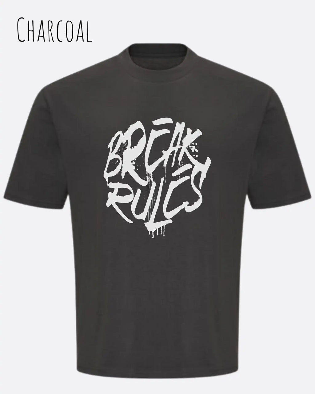 das bild zeigt ein oversized heavyweight design-t-shirt in der farbe charcoal mit dem motiv break rules.