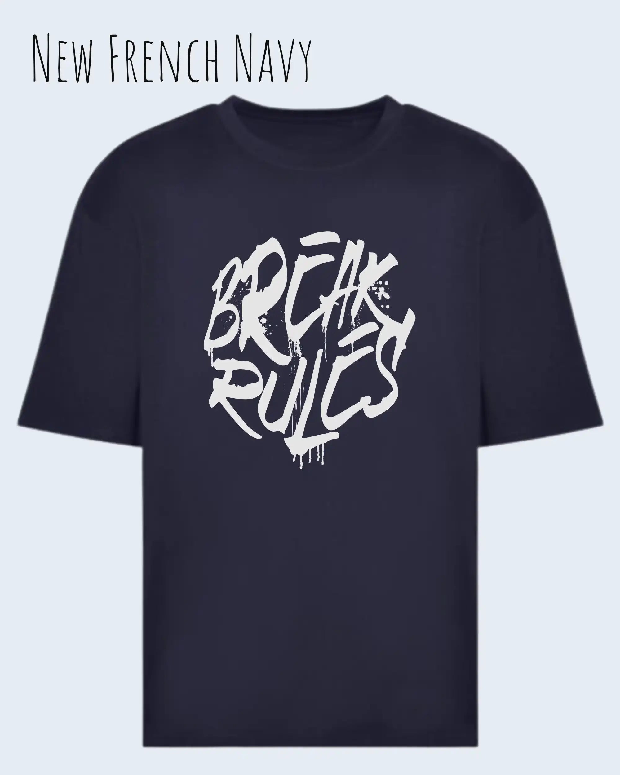 das bild zeigt ein oversized heavyweight design-t-shirt in der farbe new french navy mit dem motiv break rules.