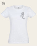 Das Bild zeigt das Basic Design-T-Shirt mit tailliertem Schnitt in der Farbe ash und mit dem statement keeü it simple.