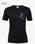 Das Bild zeigt das Organic Premium T-Shirt in der Farbe Black mit dem Statement-Design keep it simple.
