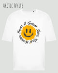 das bild zeigt das oversized heavyweight t-shirt awdis 240 t in der farbe arctic white mit dem design nothing beats a great smile today.