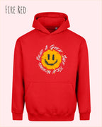 Das Bild zeigt den oversized hoodie jh111 von just hoods in der farbe fire red mit dem design notihing beats a great smile.