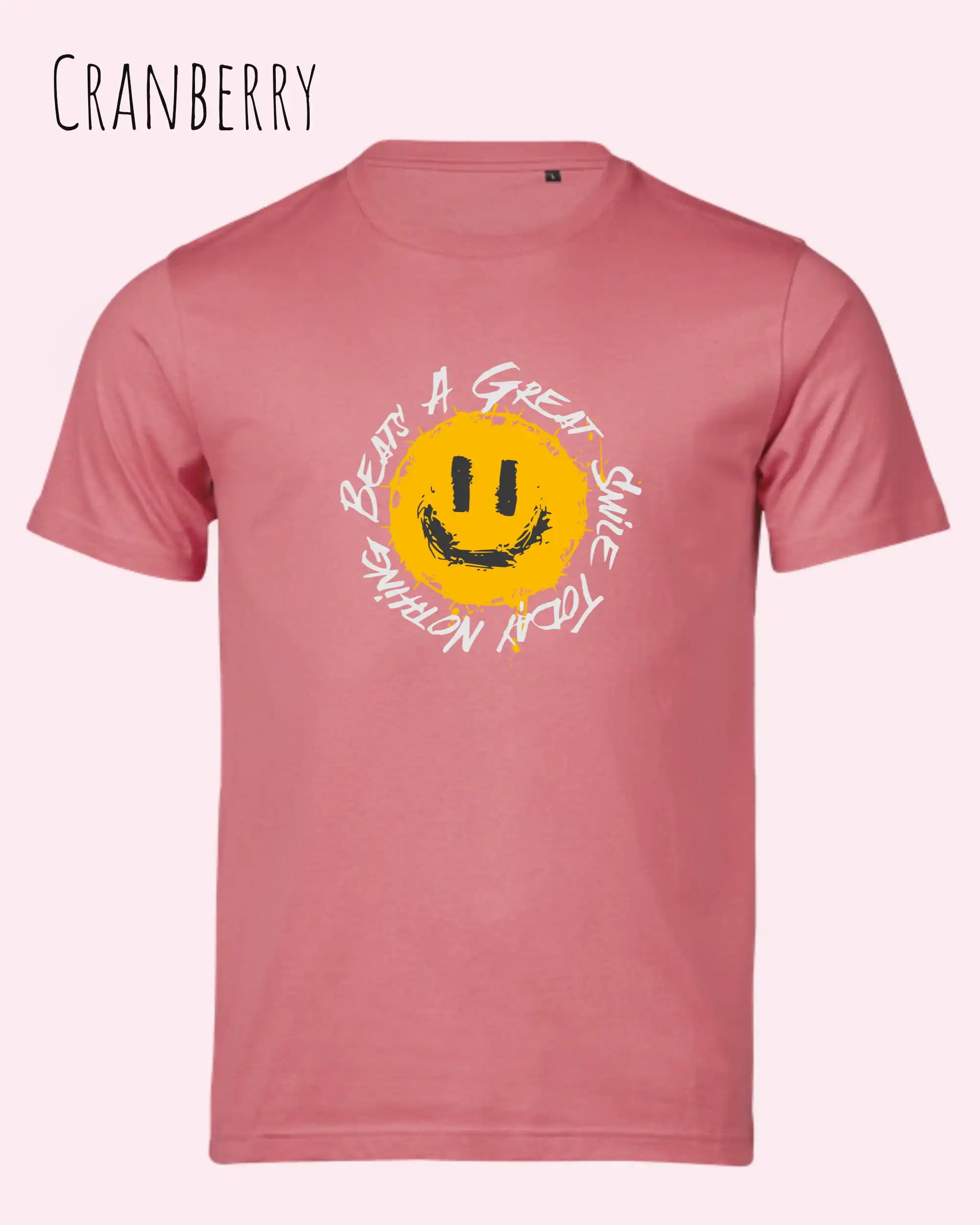 Das Bild zeigt  das Unisex oprganic t-shirt Tee Jays Urban Luxury Tee 1150  in der farbe cranberry mit dem statement nothing beats a great smile today.