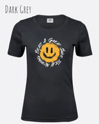 Bio Design-T‑Shirt – Feminine Fit – NOTHING BEATS A GREAT SMILE – Premium‑Baumwolle