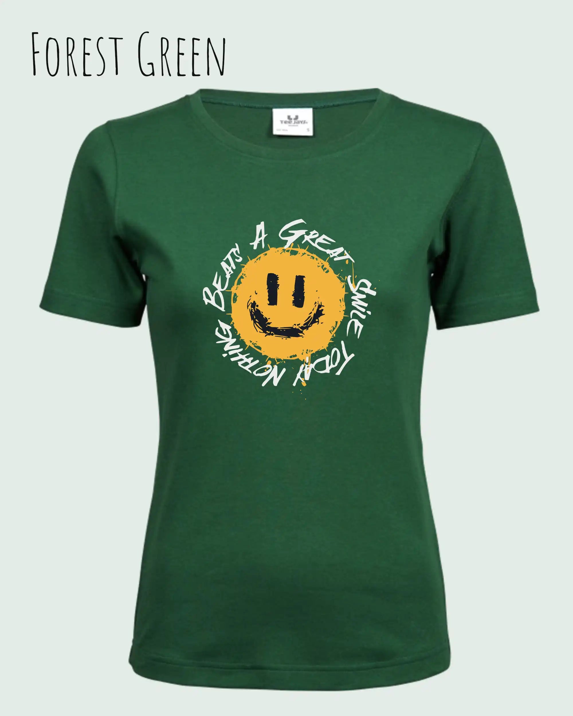 Bio Design-T‑Shirt – Feminine Fit – NOTHING BEATS A GREAT SMILE – Premium‑Baumwolle