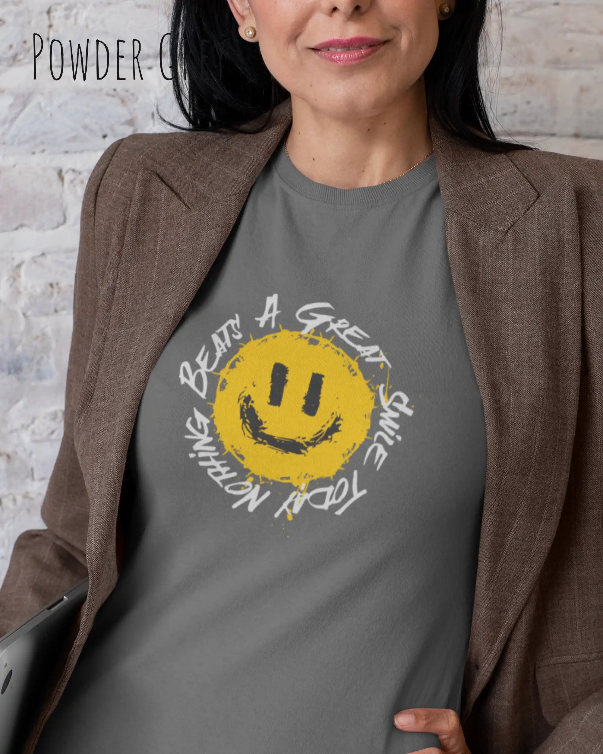 Bio Design-T‑Shirt – Feminine Fit – NOTHING BEATS A GREAT SMILE – Premium‑Baumwolle