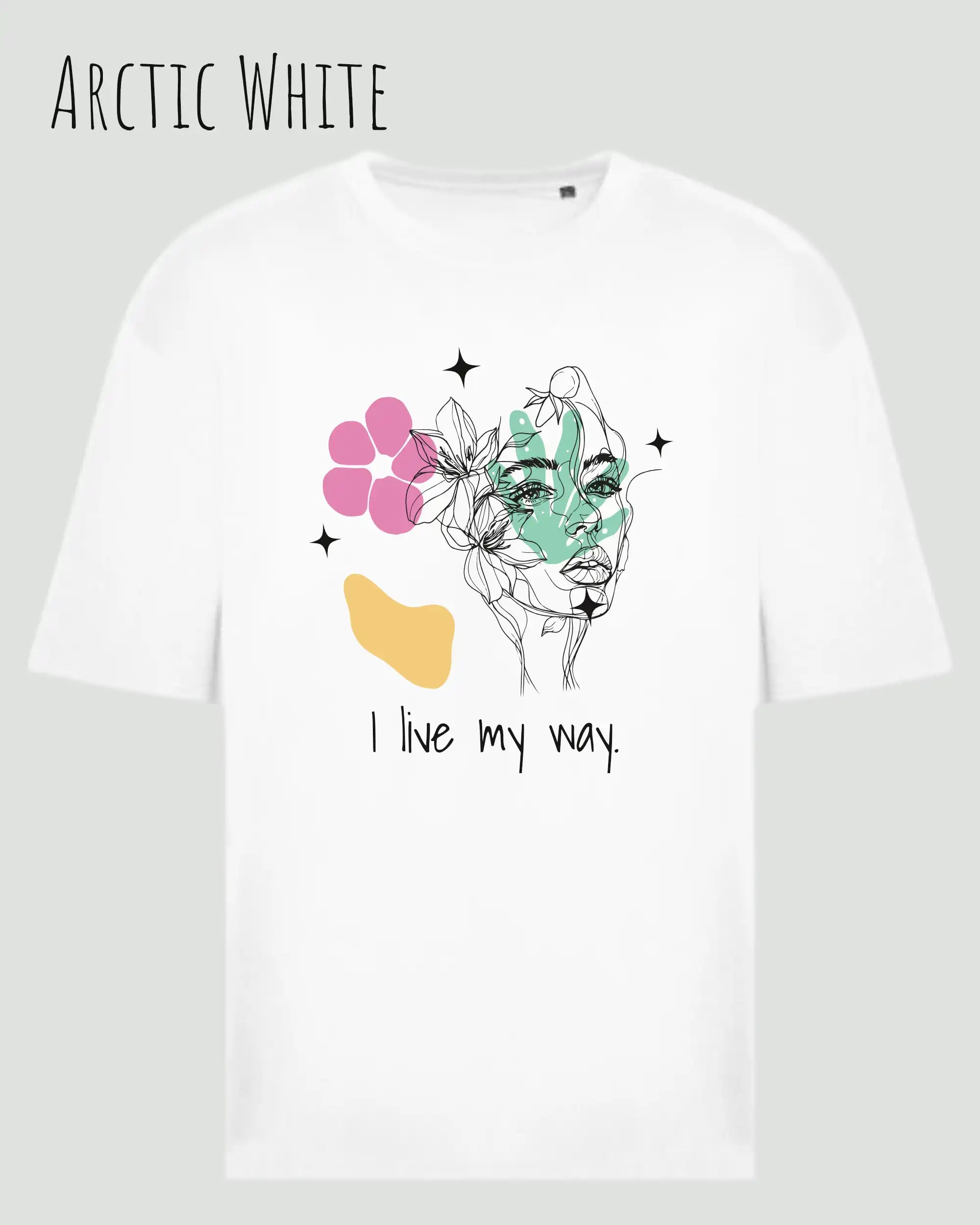 die Abbildung zeigt ein oversized heavyweight ndesign-t-shirt in der farbe arctic white und mit  dem motiv I live my way,