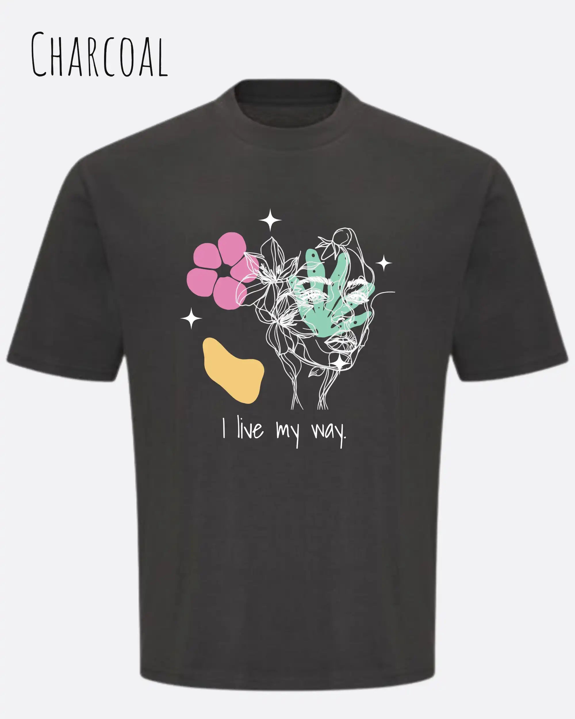 die Abbildung zeigt ein oversized heavyweight ndesign-t-shirt in der farbe charcoal und mit  dem motiv I live my way,