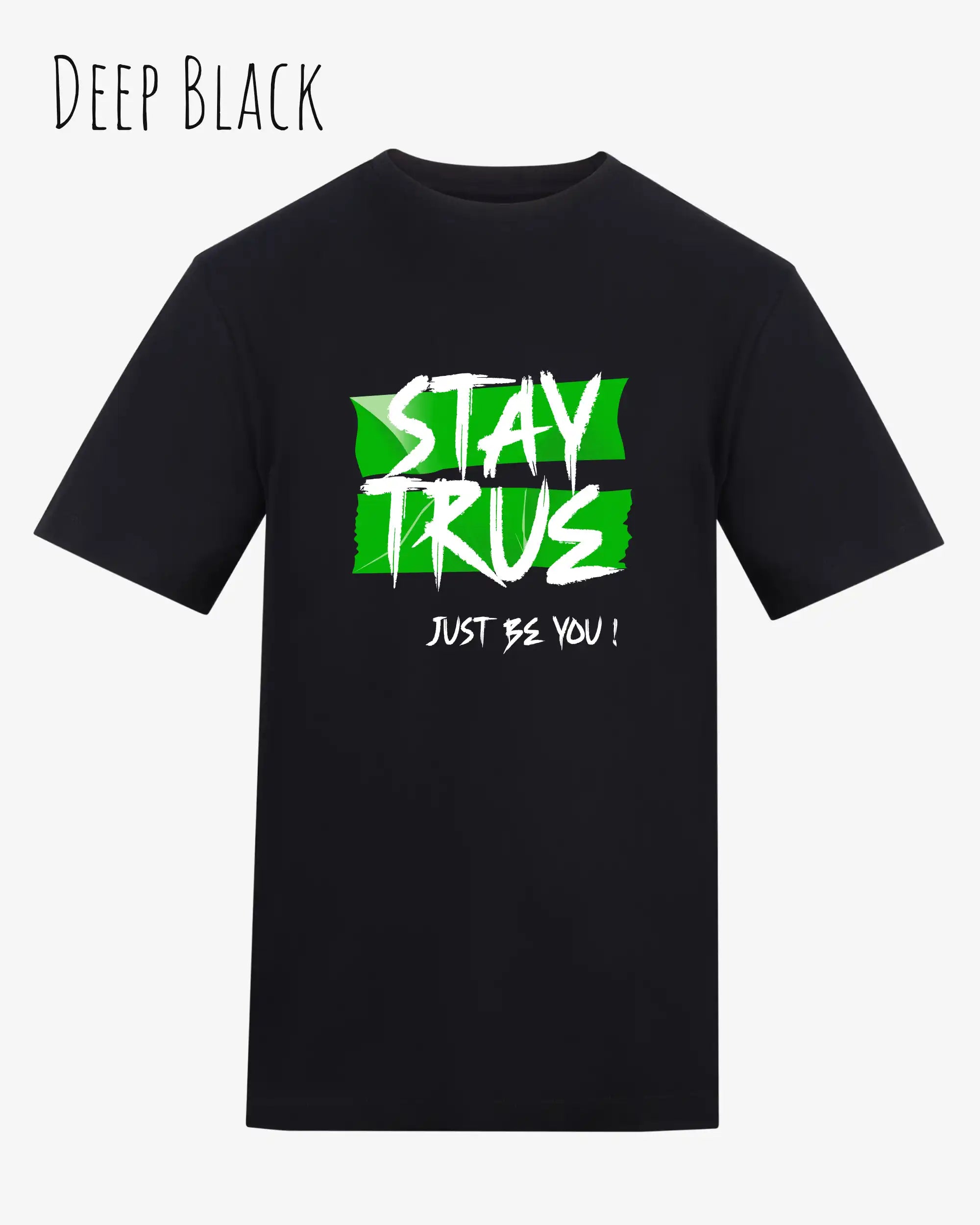 Auf diesem Bild sehen wir ein T-Shirt AWDis 180 T in der farbe depp black und mit dem Design stay true,