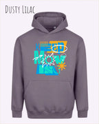 das bild zeigt den Oversized Design-Hoodie JH111 in der farbe dusty lilac mit dem motivierenden motiv "keep moving".
