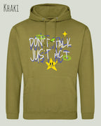 DAS BILD ZEIGT den unisex basic hoodie JH001 von awdis in der Farbe khaki mit dem STATEMENT Design don't talk just act