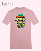 Die Abbildung beinhaltet ein T-Shirt AWDis 180 T in der Farbe baby pink und mit dem Design let them talk.