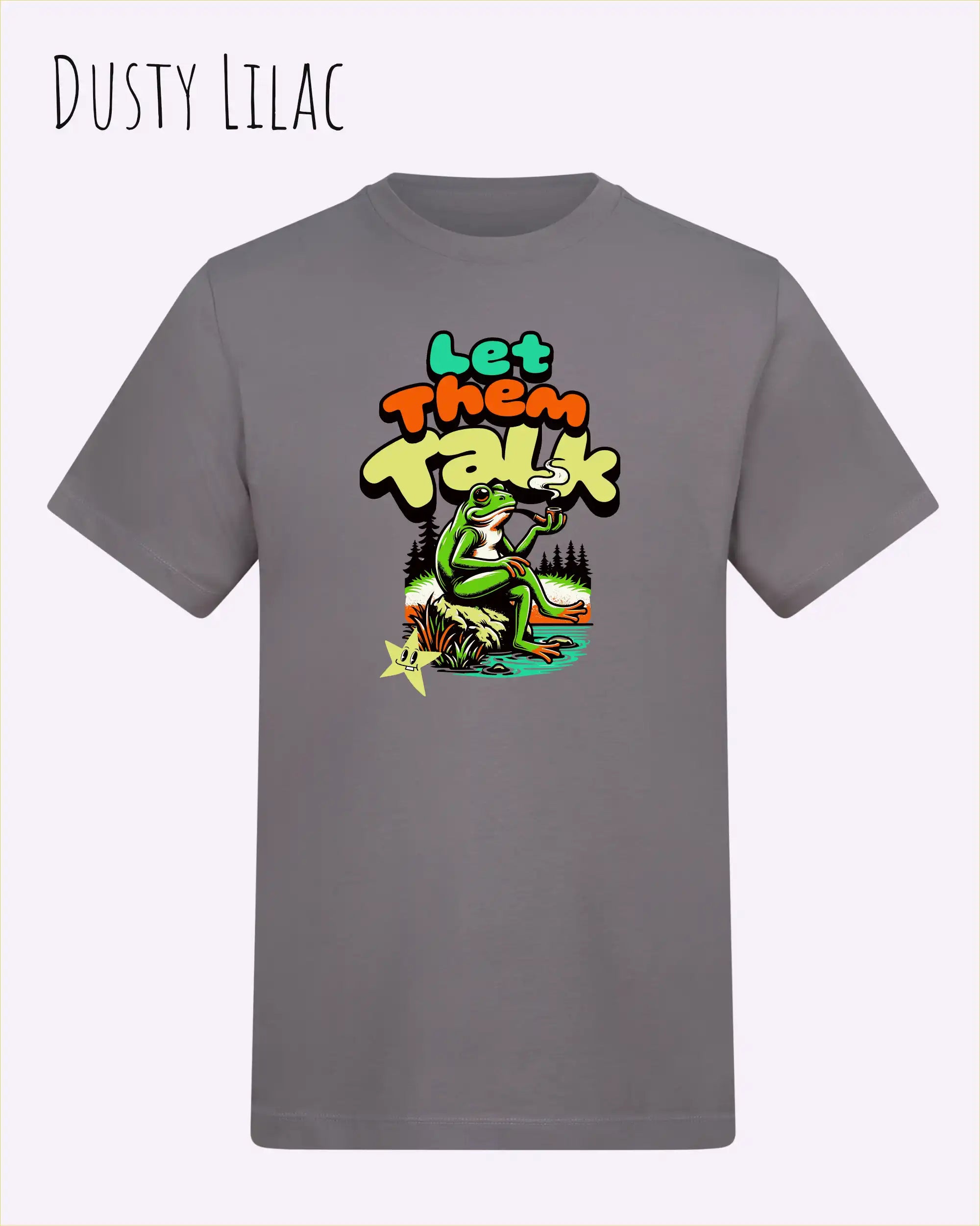 Die Abbildung beinhaltet ein T-Shirt AWDis 180 T in der Farbe dusty lilac und mit dem Design let them talk.