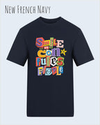 Ds Bild zeigt das T-Shirt AWDis 180 T in der Farbe new french navy mit dem Design Smile confuses people.