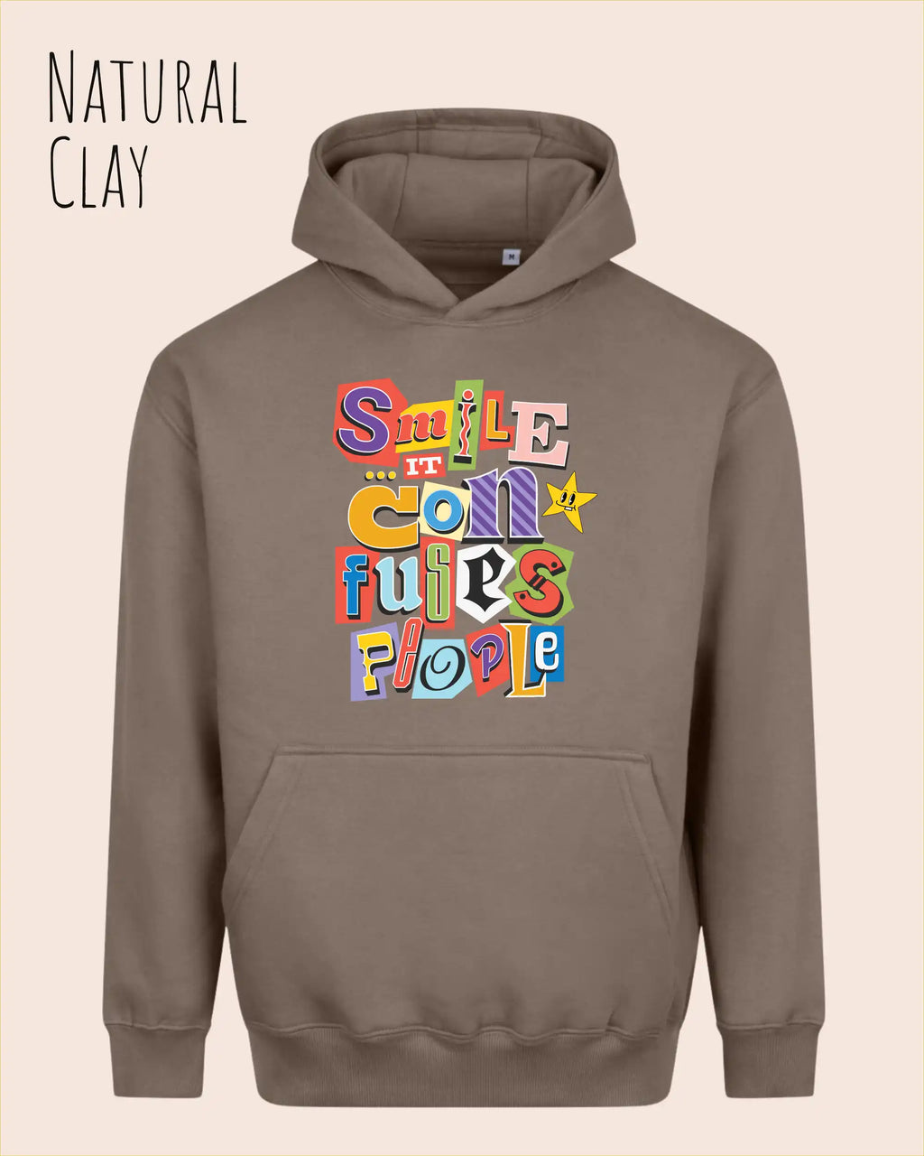 das bild zeigt den Oversized Design-Hoodie JH111 in der farbe natural clay mit dem farbenfrohen motiv "Smile ... it confuses people".