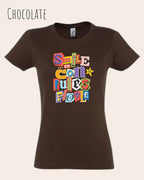 Design-T‑Shirt – Feminine Fit – SMILE CONFUSES PEOPLE – Premium-Baumwolle