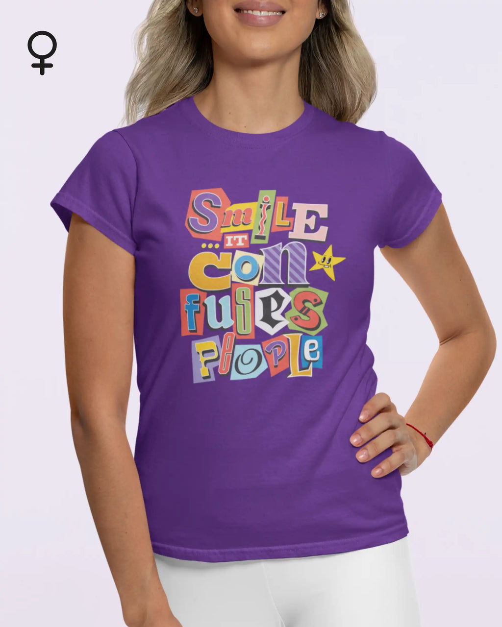 Design-T‑Shirt – Feminine Fit – SMILE CONFUSES PEOPLE – Premium-Baumwolle