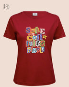das bild zeigt das T-Shirt Tee Jays Women's Interlock Tee STYLE 580 in der farbe RED mit dem farbenfrohen design "SMILE ... IT CONFUSES PEOPLE".