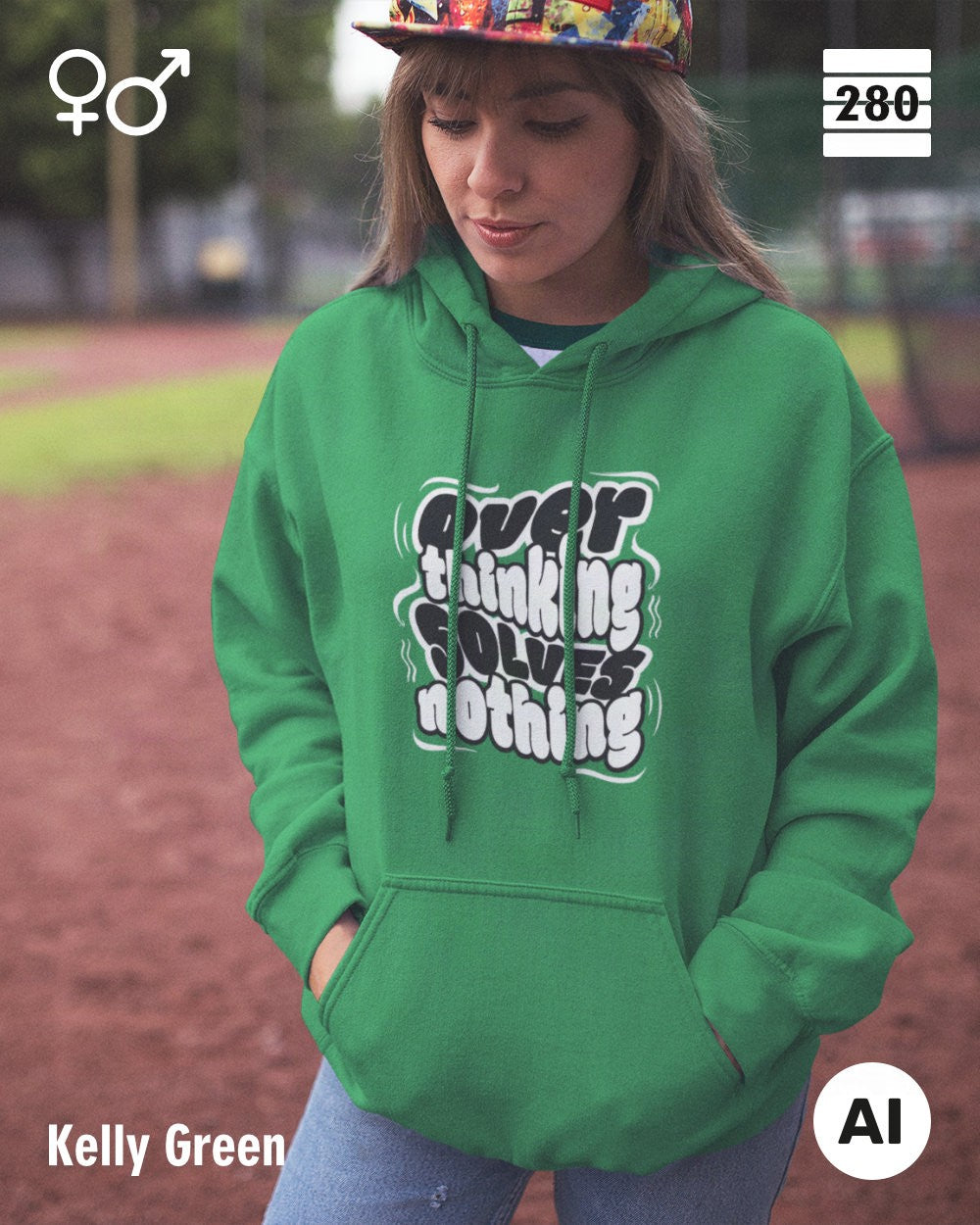 das bild zeigt eine junge frau, die einen statement hoodie in der farbe kelly green und mit dem motiv "overthinking solves nothing" trägt.