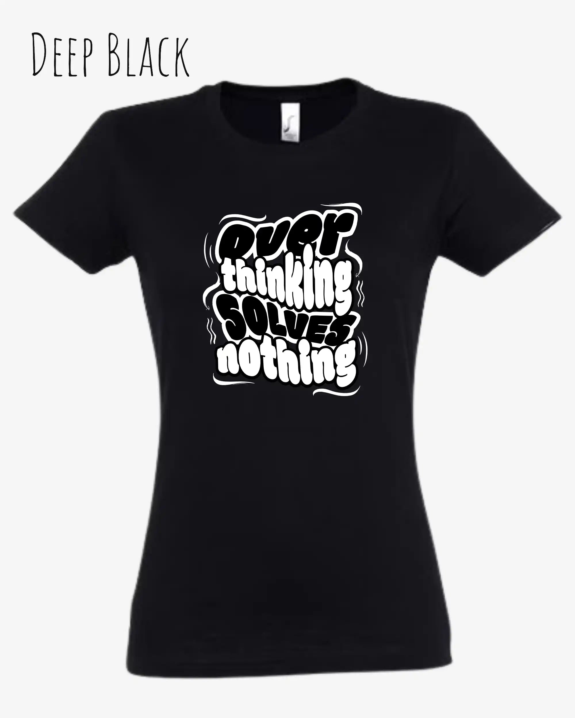 die Abbildung zeigt das design-t-shirt SOL’S Imperial Women 11502 in der farbe deep black mit dem Motiv "overthinking solves nothing"