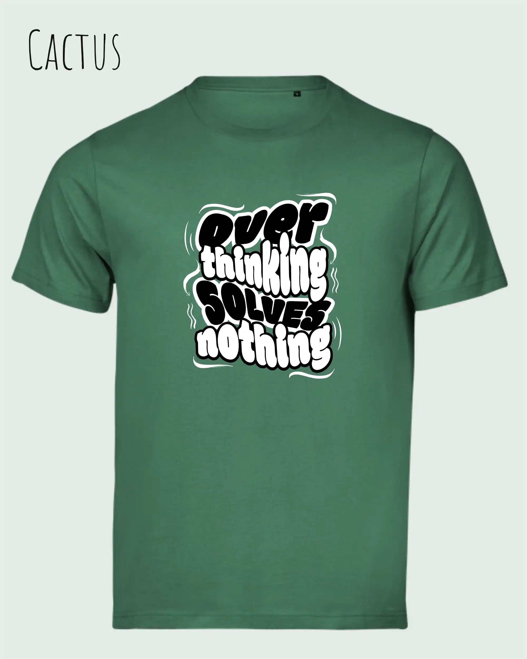 Das Bild zeigt das Unisex Bio Design-T‑Shirt  Tee Jays Urban Luxury Tee 1150 in der Farbe cactus mit dem Design Overthinking solves nothing