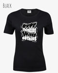 das bild zeigt das T-Shirt Tee Jays Women's Interlock Tee STYLE 580 in der farbe black mit dem ausdrucksstarken design "overthinking solves nothing".