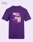 die Abbildung zeigt das t-shirt awdis 180 t in der farbe purple mit dem motiv make it happen today.
