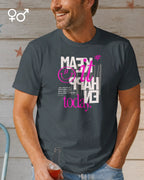 ein mann trägt ein unisex design t-shirt  in solid charcoal  mit dem motiv make it happen today.