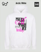 das bild zeigt den Oversized Design-Hoodie JH111 unisex in der farbe Arctic white mit dem motiv "male it happen today".