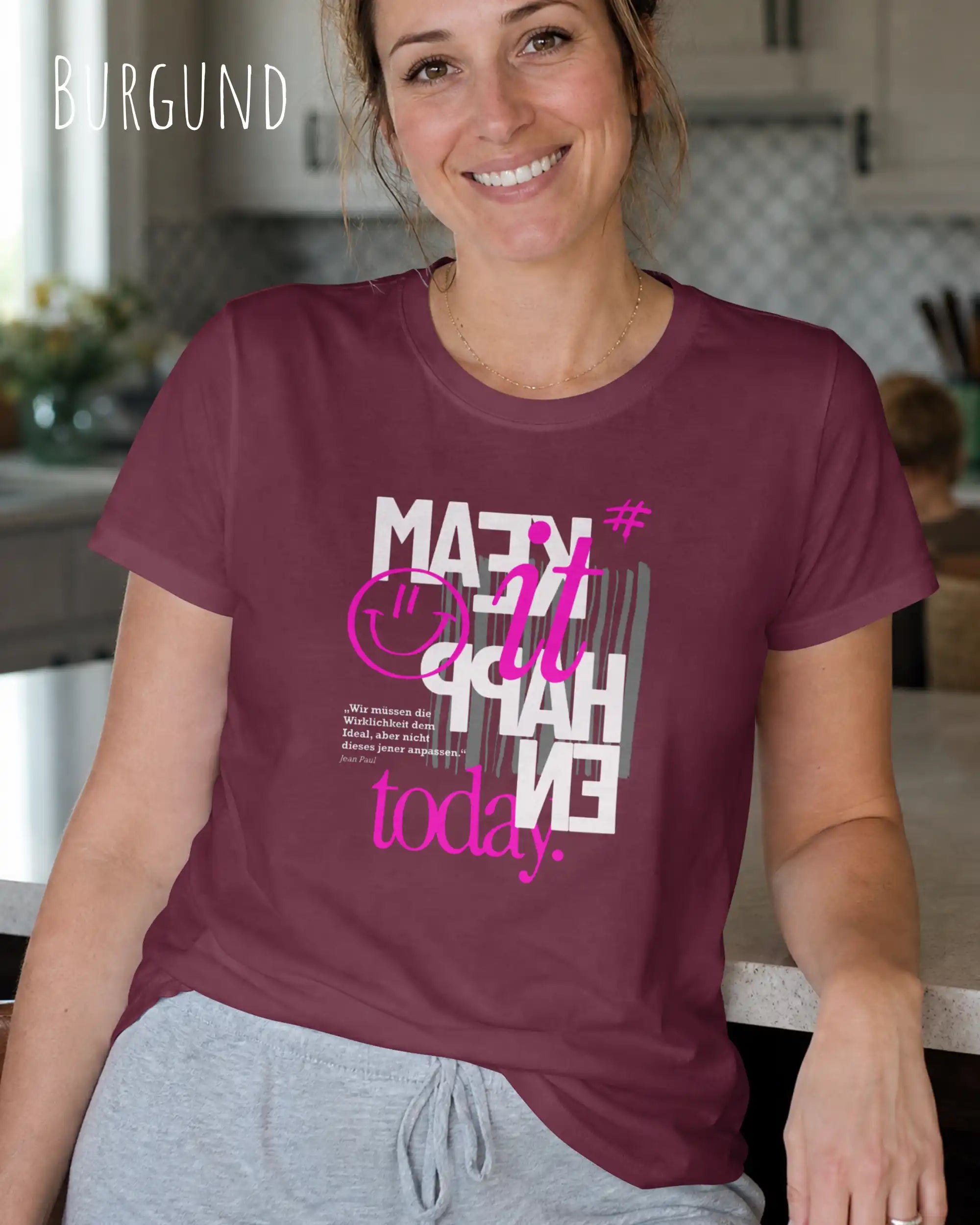 Design-T‑Shirt – Feminine Fit – MAKE IT HAPPEN – Premium-Baumwolle