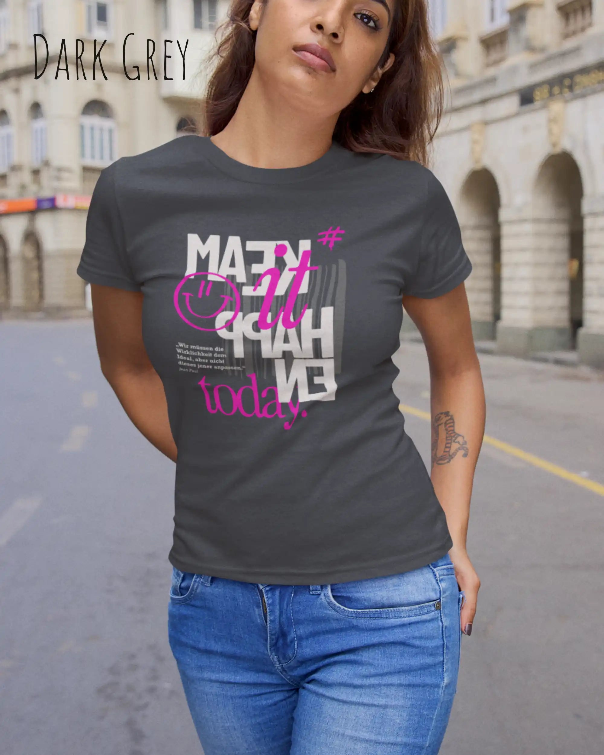 Design-T‑Shirt – Feminine Fit – MAKE IT HAPPEN – Premium-Baumwolle