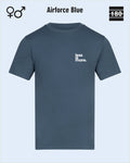 Dieses bild zeigt das Unisex Design-T-Shirt AWDis 180T in der farbe airforce blue mit dem minimalistischen motiv "less is more"
