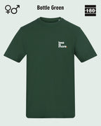 Dieses bild zeigt das Unisex Design-T-Shirt AWDis 180T in der farbe bottle green mit dem minimalistischen motiv "less is more"