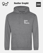 das bild zeigt den design hoodie jh001 von just hoods in der farbe heather graphit und mit dem minimalistischen motiv "less is more".