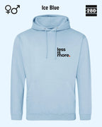 das bild zeigt den design hoodie jh001 von just hoods in der farbe ice blue und mit dem minimalistischen motiv "less is more".