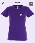 Auf diesem Bild sieht man das Damen T-Shirt SOL’S Imperial Women 11502 in der Farbe purple mit dem minimalistischen Design "less is more".