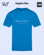 das bild zeigt das Unisex Design-T-Shirt AWDis 180T in der farbe sapphire blue mit dem zeitlosen motiv "less is more"