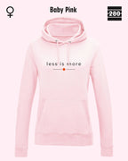 das bild zeigt den leicht taillierten damen hoodie jh001 fvon just hoods in der farbe baby pink und mit dem zeitlosen design "less is more".