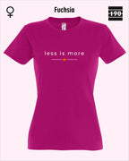 Auf dem Bild sieht man das Damen T-Shirt SOL’S Imperial Women 11502 in der Farbe Fuchsie mit dem zeitlosen Design "less is more".