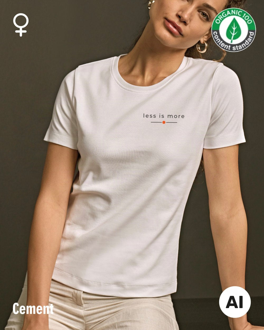 Hier sieht man eine Frau, die das T-Shirt Tee Jays Women's Interlock Tee STYLE 580 in der Farbe cement mit dem zeitlosen Design "less is more" oben links trägt.